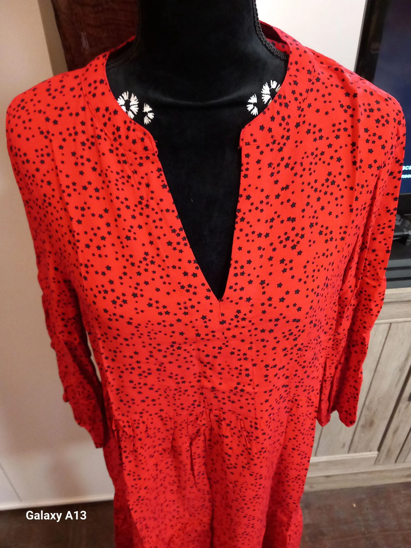 Vestido Yessica – Rojo Estrellado - Talla M – photo 2